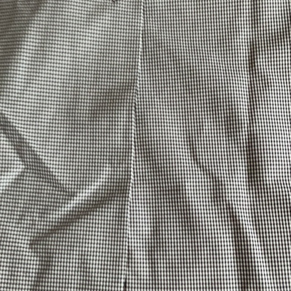 Rain or shine Mid length coat. Worn once Excellent Condition - Picture 5 of 7